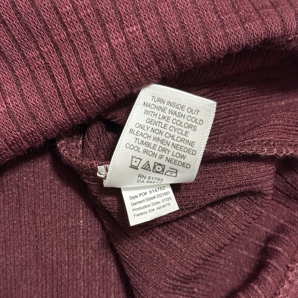 Maurices Colorblock Ribbed Raglan Tee Size XL - Picture 7 of 8